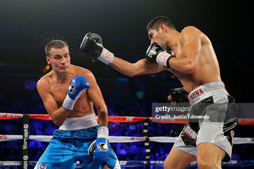 Maxim Vlasov v Gilberto Ramirez