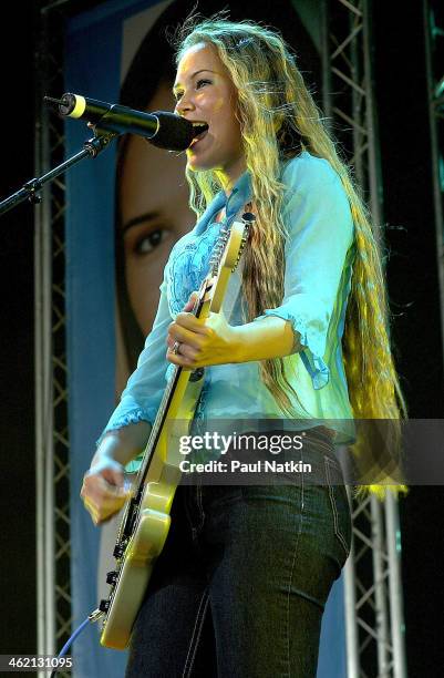 View of Hoku performing onstage during the Radio Disney Tour, in Chicago, Illinois, August 25, 2001.