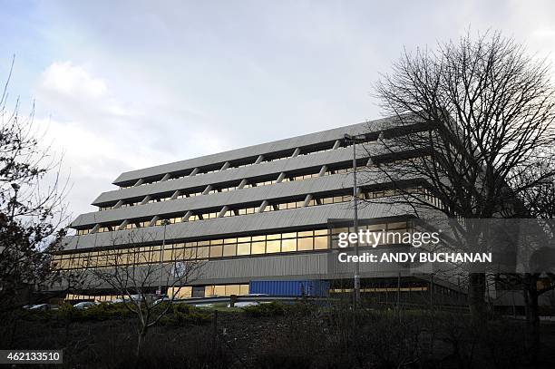 Shell Headsquaters 1,327 Shell Hq Stock Photos, High-Res Pictures, and Images - Getty Images