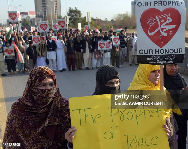 121 Pakistan Awami Tehrik Photos & High Res Pictures - Getty Images