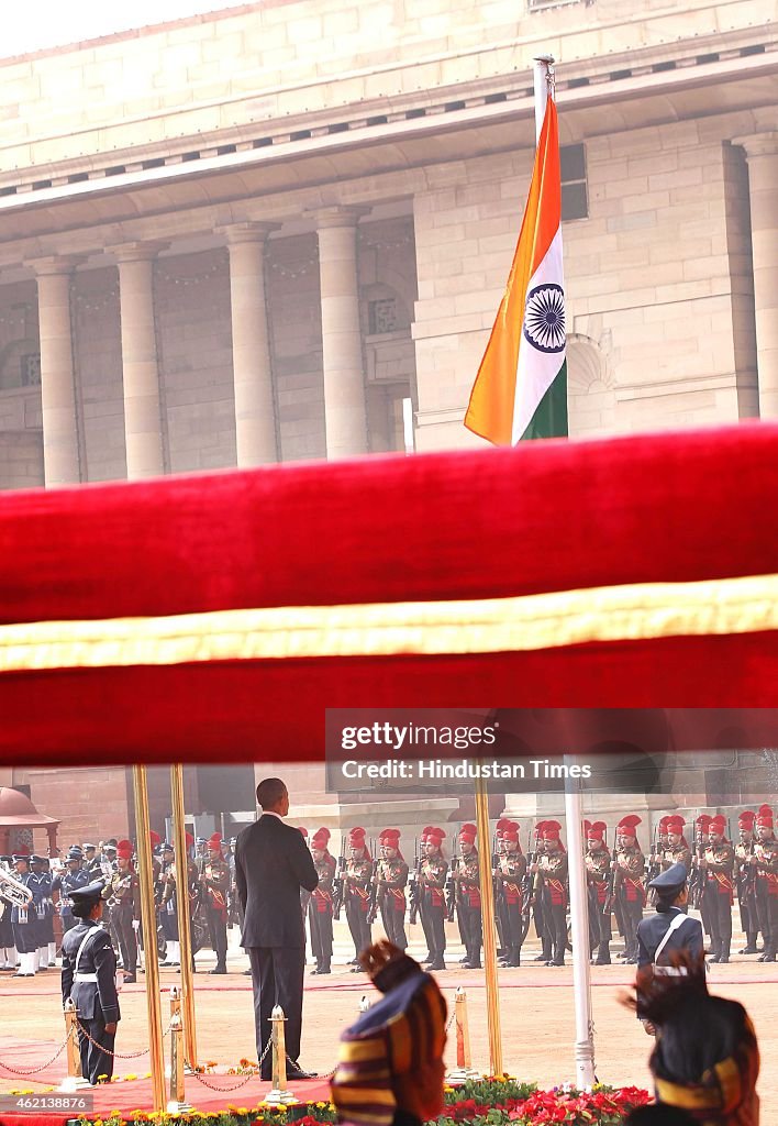 U.S. President Barack Obama Gets Ceremonial Guard Of Honour At Rashtrapati Bhavan