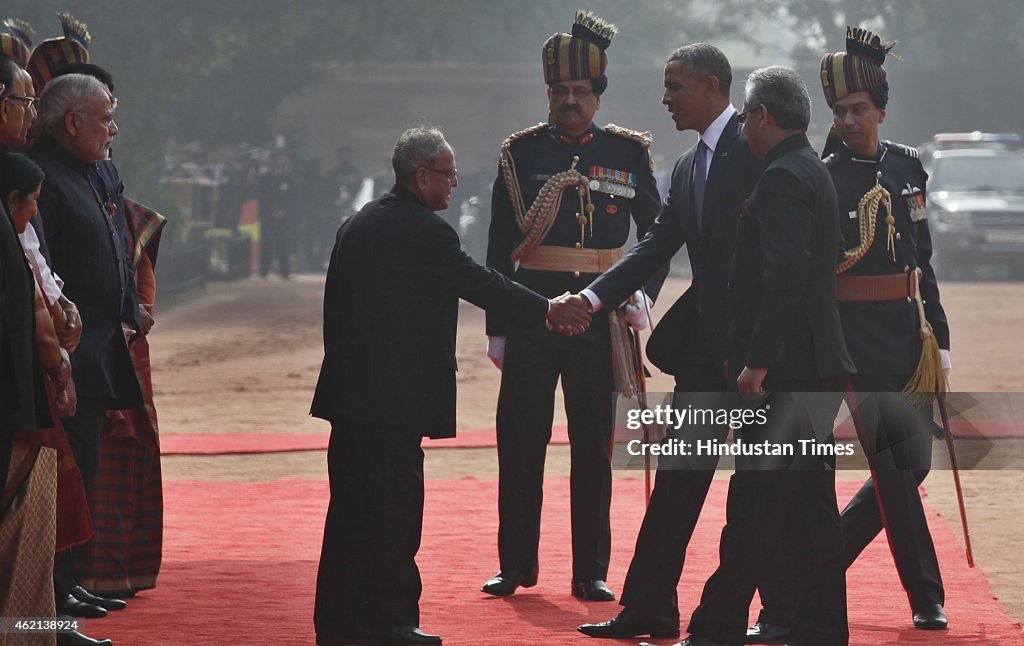 U.S. President Barack Obama Gets Ceremonial Guard Of Honour At Rashtrapati Bhavan