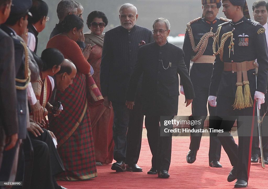 U.S. President Barack Obama Gets Ceremonial Guard Of Honour At Rashtrapati Bhavan