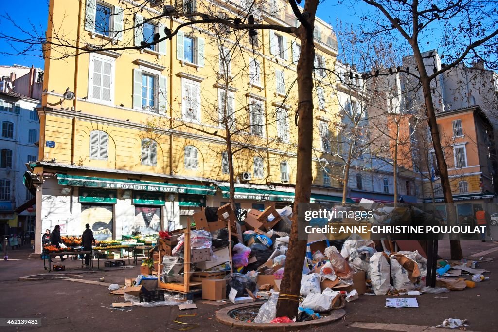 FRANCE-SOCIAL-WASTE-STRIKE