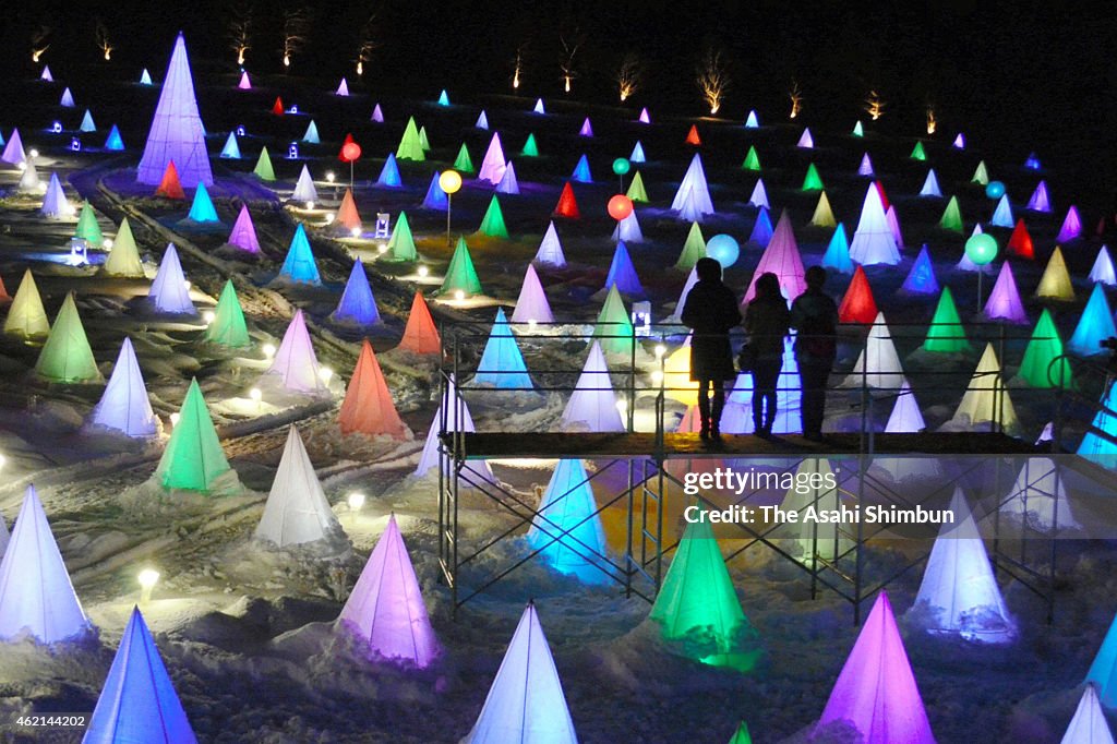 Hokkaido Resort Unveils Colorful Wintry Light Show