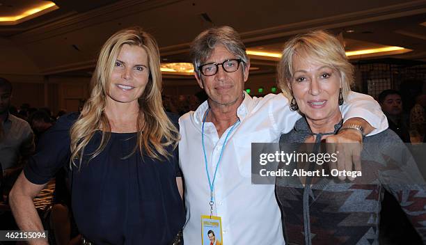 Actors Mariel Hemingway, Eric Roberts and Sandahl Bergman at The Hollywood Show held at The Westin Hotel LAX on January 24, 2015 in Los Angeles,...