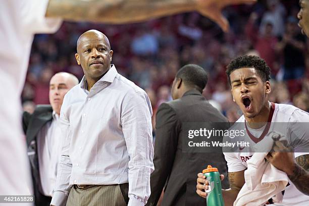 Bearded Razorback Anton Anderson Photos and Premium High Res Pictures - Getty Images