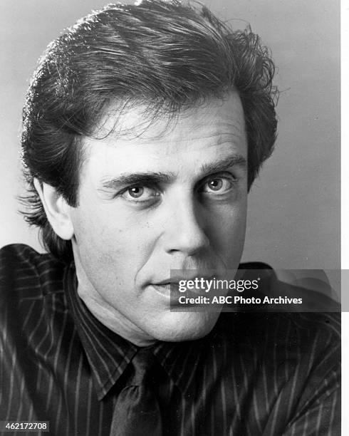 Gallery - Shoot Date: February 3, 1988. MARK PINTER