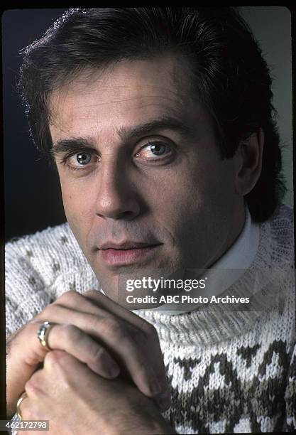 Gallery - Shoot Date: February 3, 1988. MARK PINTER