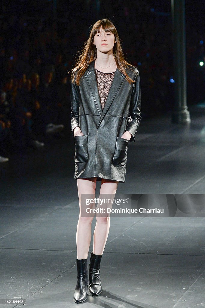 Saint Laurent : Runway - Paris Fashion Week - Menswear F/W 2015-2016