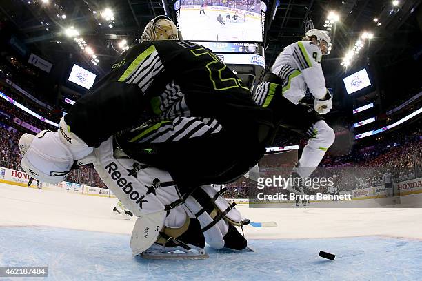 Marc Andre-Fleury of the Pittsburgh Penguins and Team Foligno defends against Jakub Voracek of the Philadelphia Flyers and Team Toews in the second...