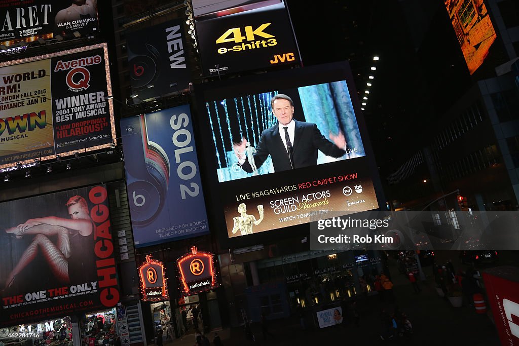 TNT's 21st Annual Screen Actors Guild Awards - SAG Times Square Pre-show Viewing