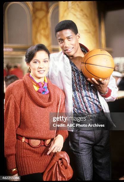 Kenny Ransom 139 Sabrina Le Beauf Photos & High Res Pictures - Getty Images