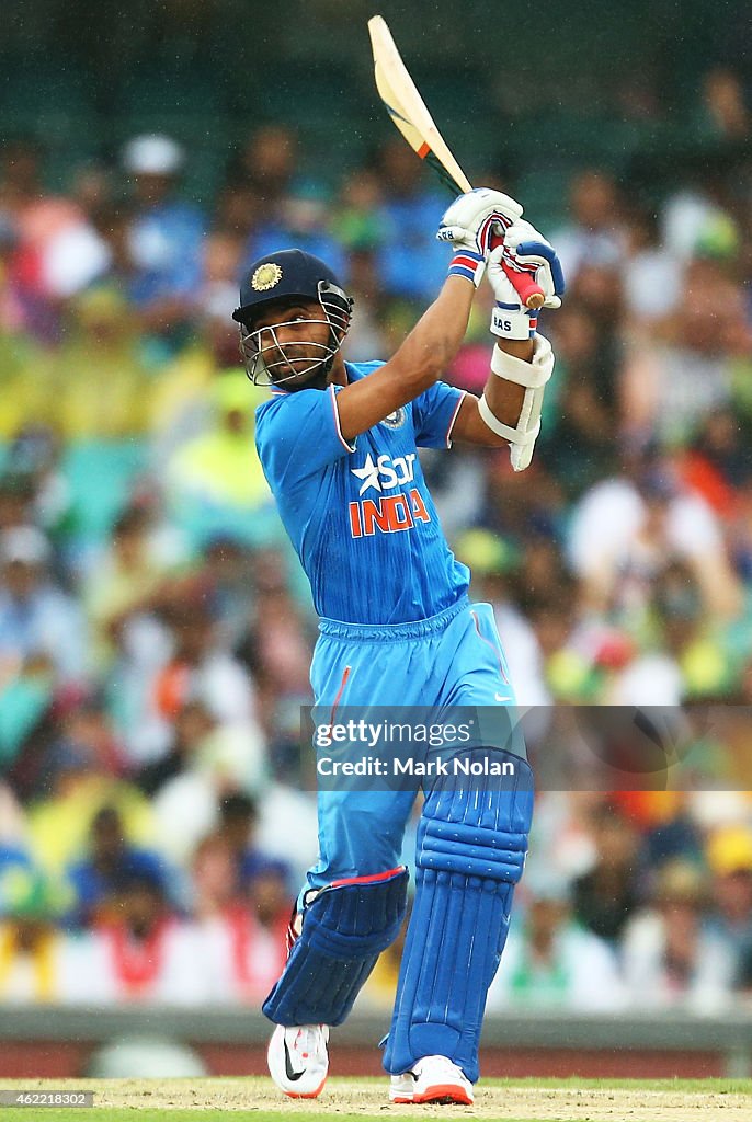 Australia v India: Carlton Mid ODI Tri Series - Game 5