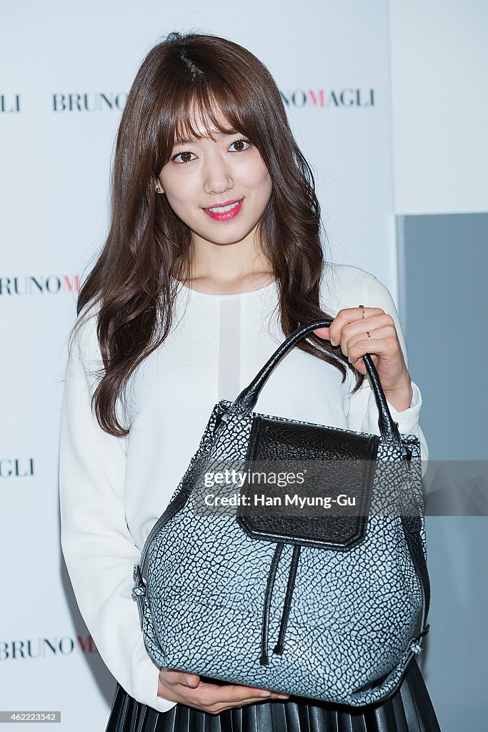 Park Shin-Hye Autograph Session For Bruno Magli In Busan