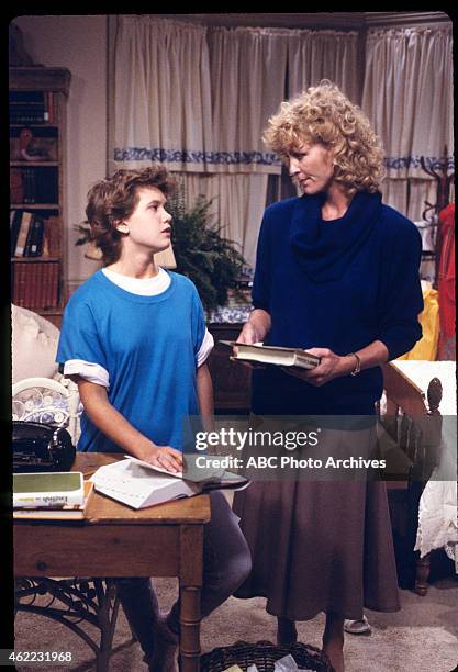 Carol's Article" - Airdate: October 15, 1985. L-R: TRACEY GOLD;JOANNA KERNS