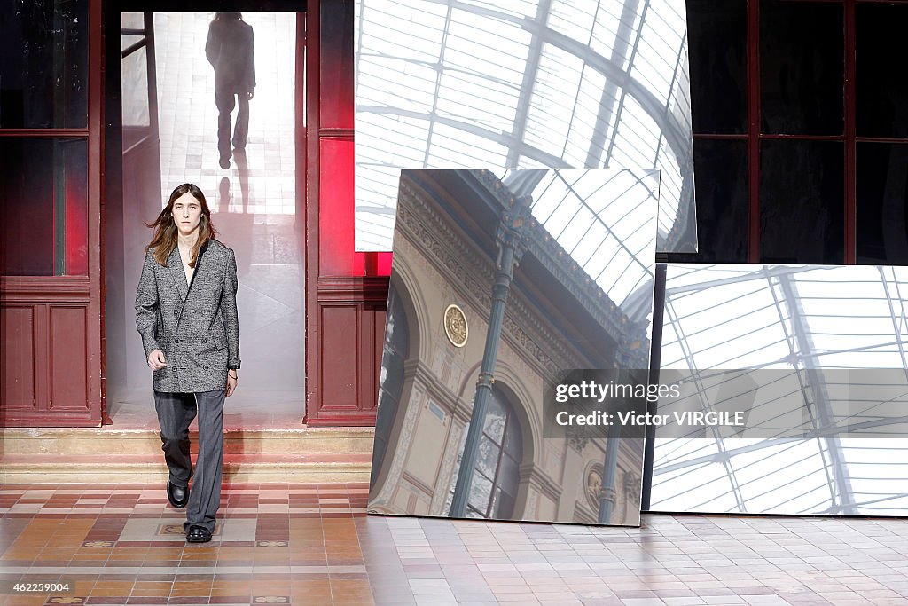 Lanvin : Runway - Paris Fashion Week - Menswear F/W 2015-2016