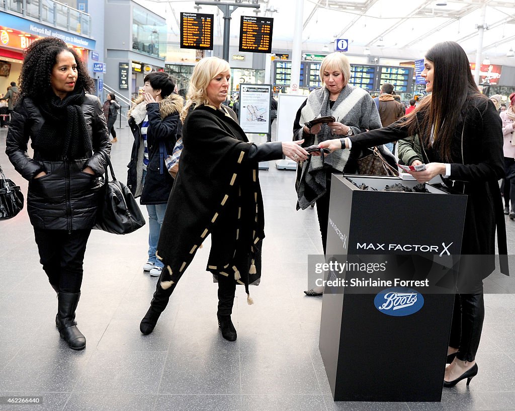 Max Factor Celebrates #GlamJan With Colour Elixir Lipstick In Ruby Tuesday Giveaway At Manchester Piccadilly Train Station