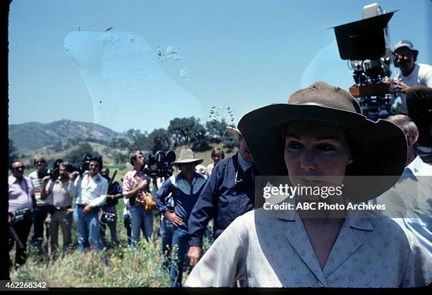 Bee Story" - Airdate: September 29, 1975. PRODUCTION SHOT OF KATHRYN HOLCOMB WITH CREW