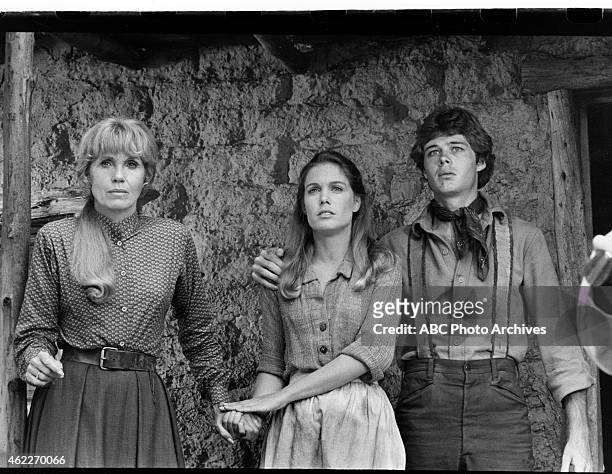 How The West Was Won" - Airdate: February 12, 1978. L-R: EVA MARIE SAINT;KATHRYN HOLCOMB;WILLIAM KIRBY CULLEN