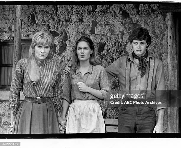 How The West Was Won" - Airdate: February 12, 1978. L-R: EVA MARIE SAINT;KATHRYN HOLCOMB;WILLIAM KIRBY CULLEN