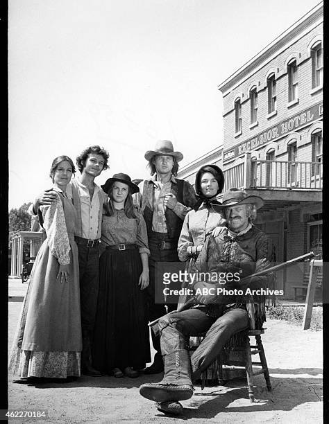 How The West Was Won" - Airdate: February 12, 1978. L-R: KATHRYN HOLCOMB;WILLIAM KIRBY CULLEN;VICKI SCHRECK;BRUCE BOXLEITNER;FIONNULA FLANAGAN;JAMES...