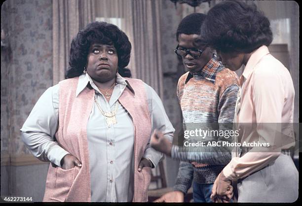 Bill Gets Married" - Airdate: November 17, 1977. L-R: MABEL KING;ERNEST THOMAS;LEE CHAMBERLIN