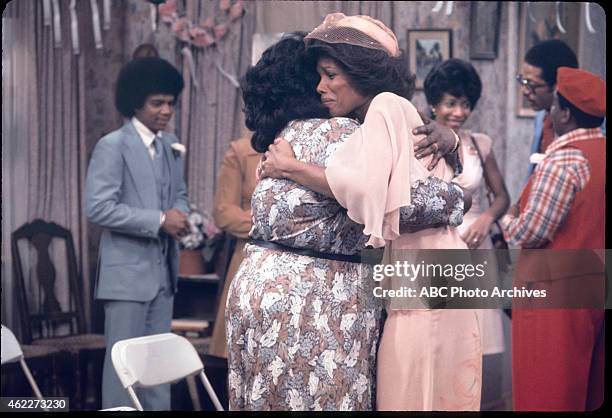 Bill Gets Married" - Airdate: November 17, 1977. L-R: MABEL KING;LEE CHAMBERLIN