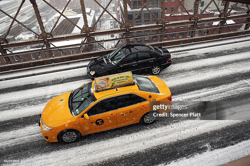 Blizzard Barrels Into New York City