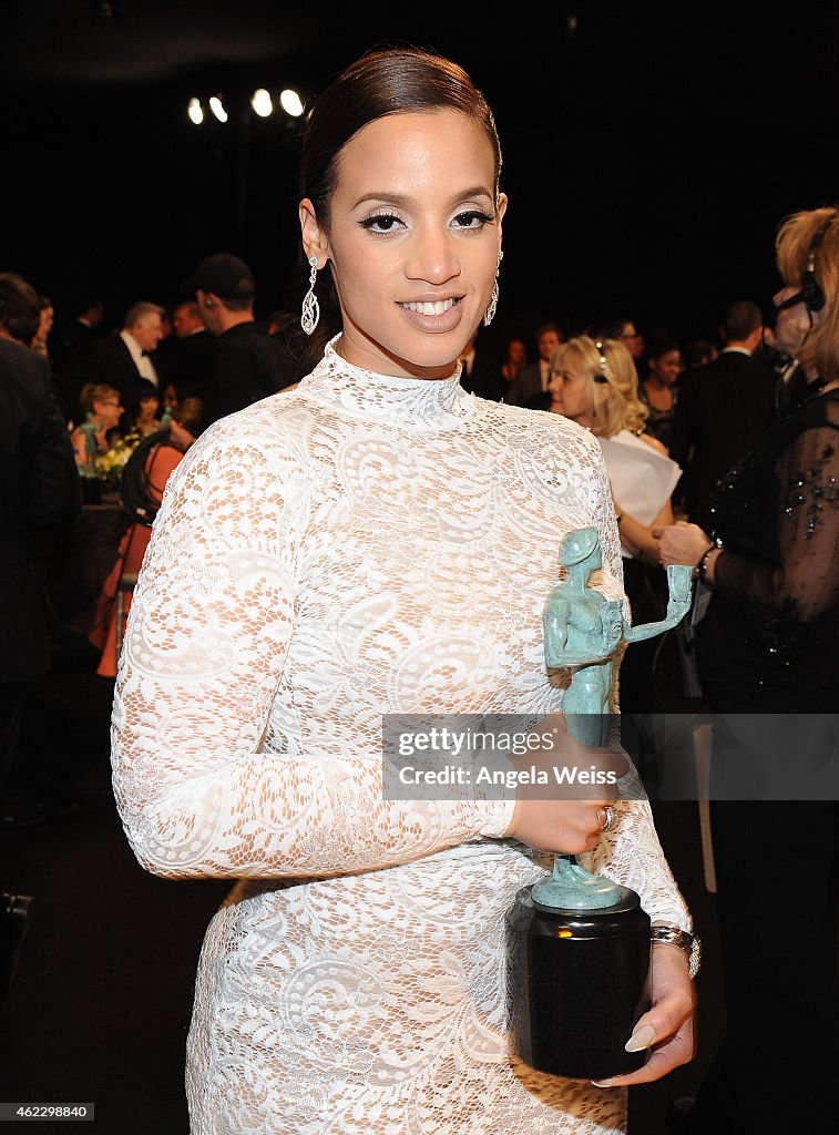 21st Annual Screen Actors Guild Awards - Cocktail Reception