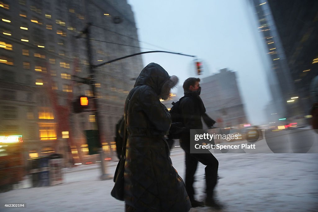 Blizzard Barrels Into New York City