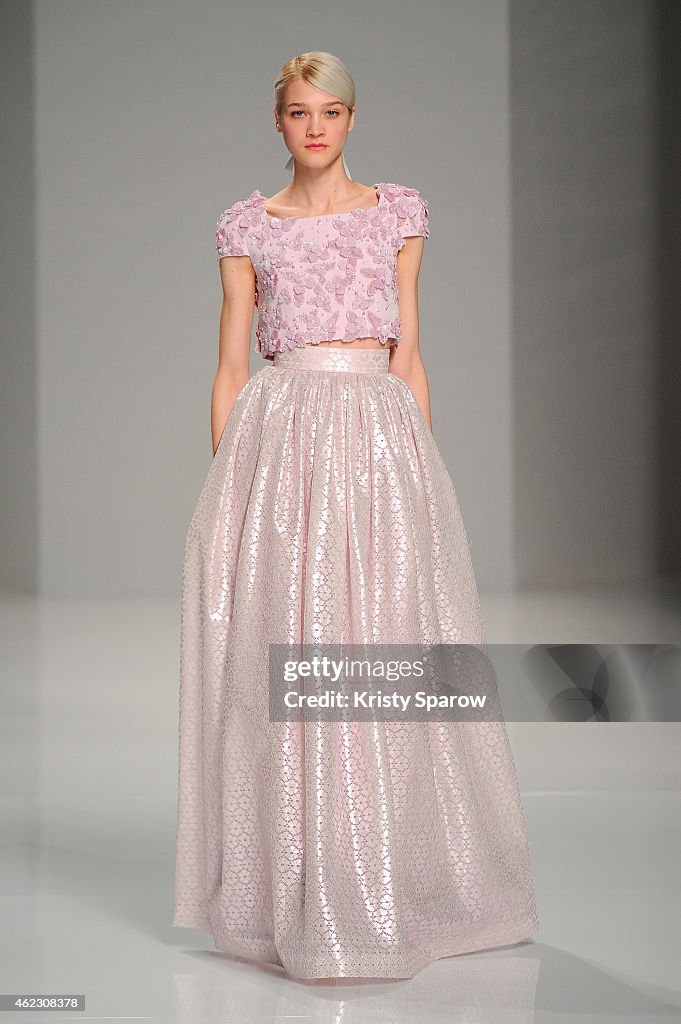 Georges Hobeika : Runway - Paris Fashion Week - Haute Couture S/S 2015