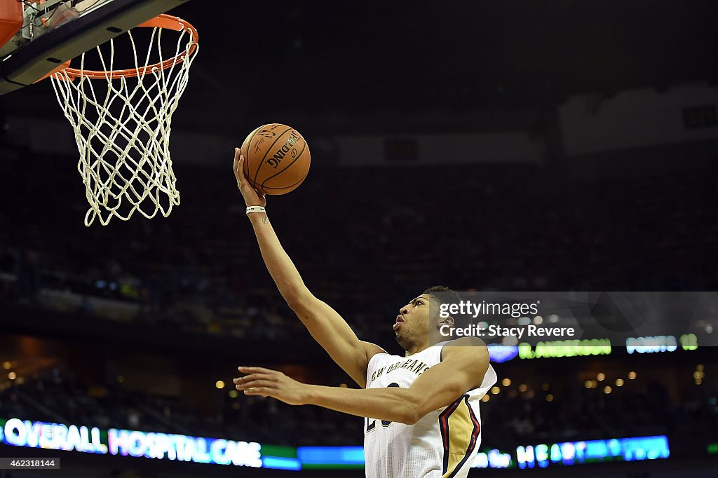 Philadelphia 76ers v New Orleans Pelicans