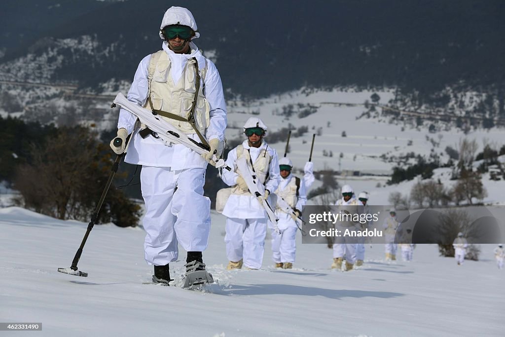 Commandos' winter training in Bolu, northwest of Turkey