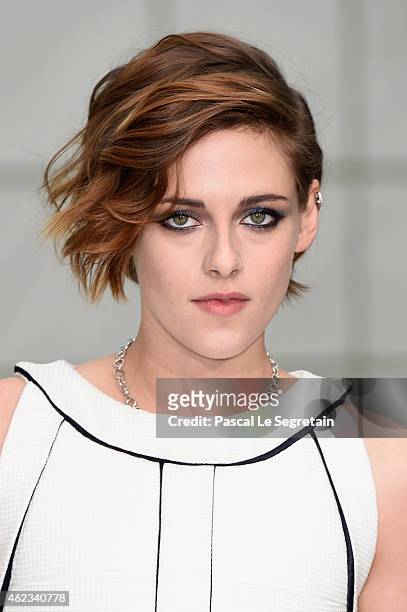 Kristen Stewart attends the Chanel show as part of Paris Fashion Week Haute Couture Spring/Summer 2015 on January 27, 2015 in Paris, France.
