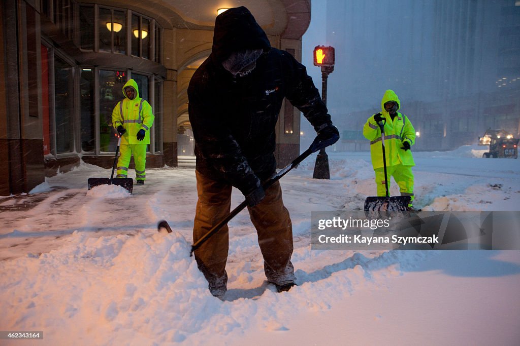 Blizzard Barrels Into Northeastern U.S.