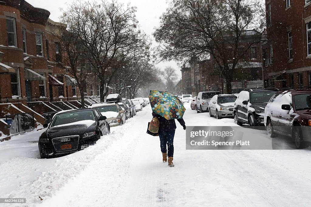 Blizzard Barrels Into New York City