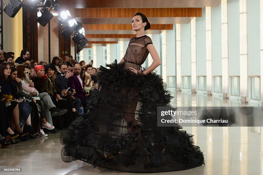 Stephane Rolland : Runway - Paris Fashion Week - Haute Couture S/S 2015