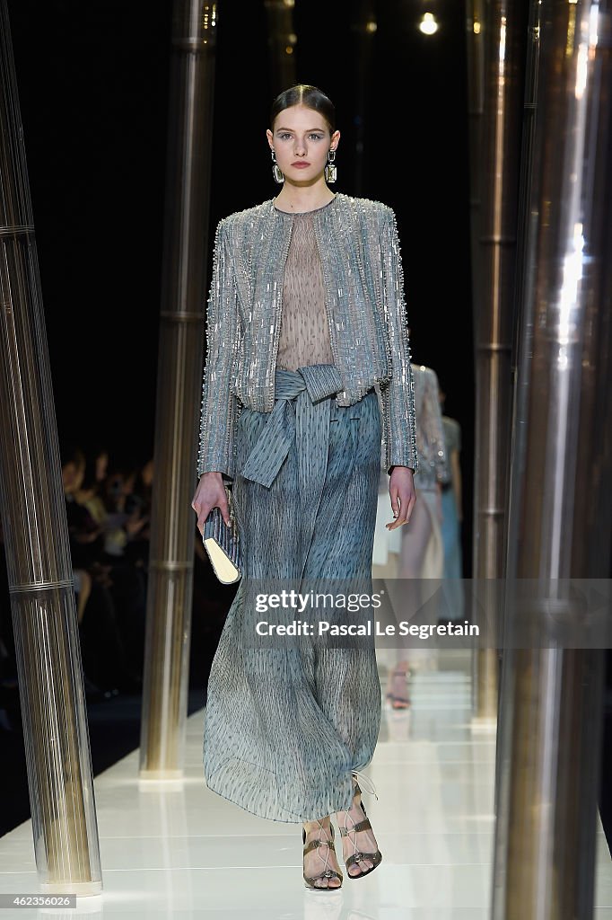 Giorgio Armani Prive : Runway - Paris Fashion Week - Haute Couture S/S 2015