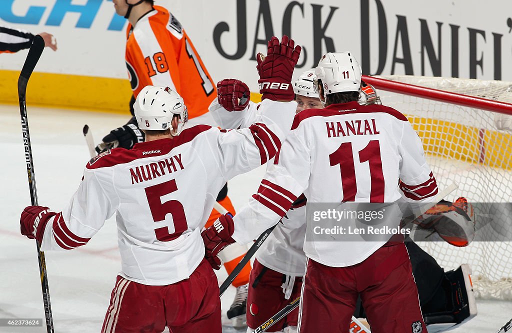 Arizona Coyotes v Philadelphia Flyers