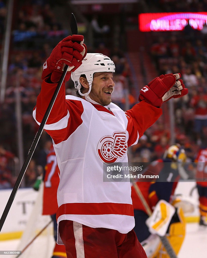 Detroit Red Wings v Florida Panthers