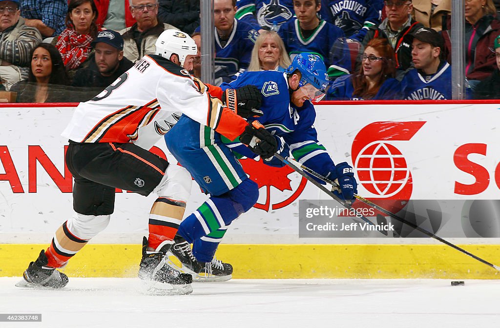 Anaheim Ducks v Vancouver Canucks