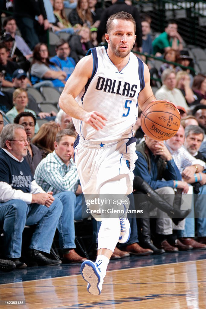 Memphis Grizzlies v Dallas Mavericks