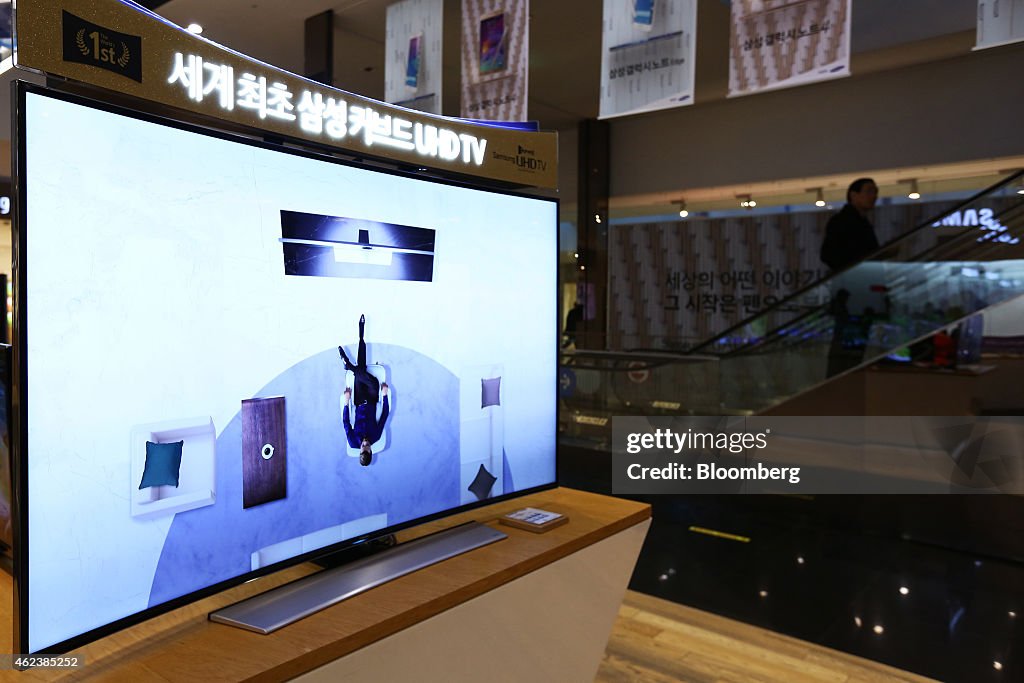 Inside A Samsung Electronics Co. Digital Store Ahead Of Fourth-Quarter Results