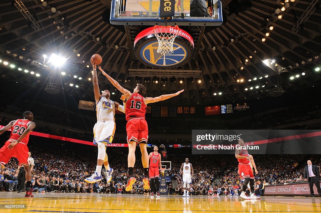 Chicago Bulls v Golden State Warriors