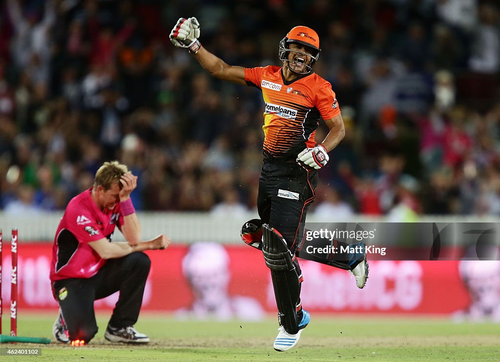 Sydney v Perth - Big Bash League: Final