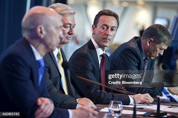 Left to right, Tom Williams, vice president of programs for Airbus SAS, John Leahy, head of sales at Airbus SAS, Fabrice Bregier, chief executive...