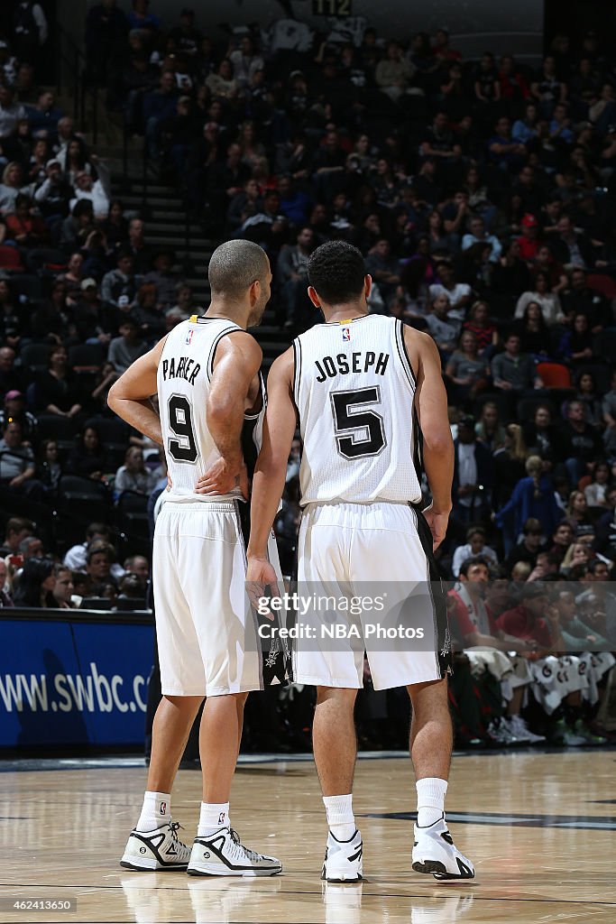 Milwaukee Bucks v San Antonio Spurs