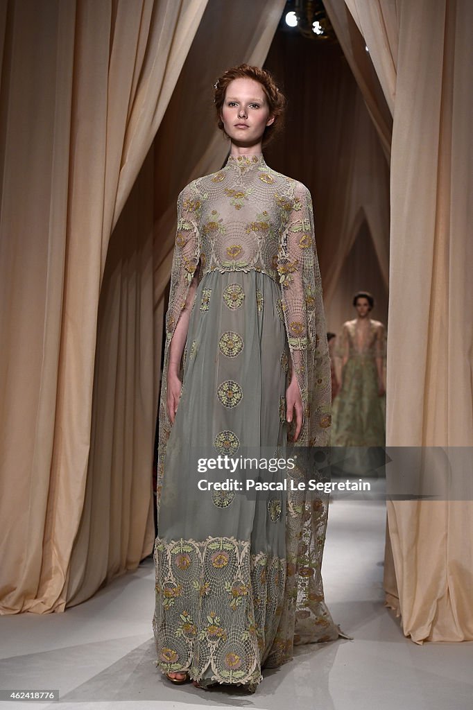 Valentino : Runway - Paris Fashion Week - Haute Couture S/S 2015