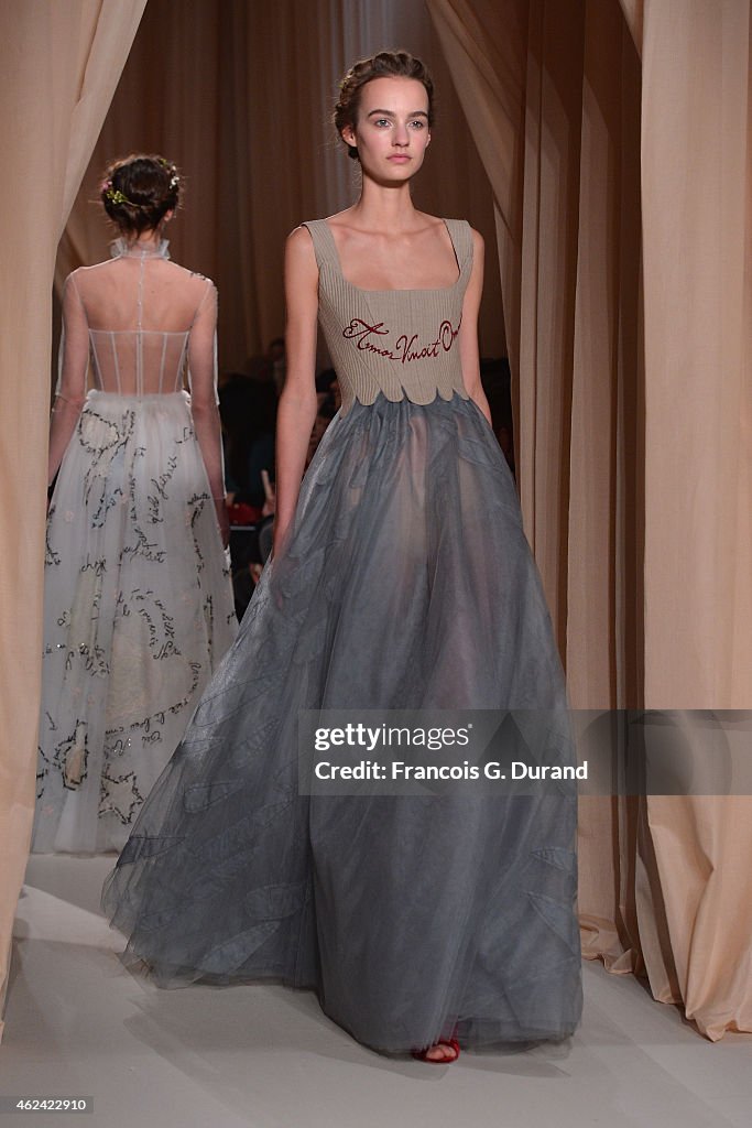 Valentino : Runway - Paris Fashion Week - Haute Couture S/S 2015